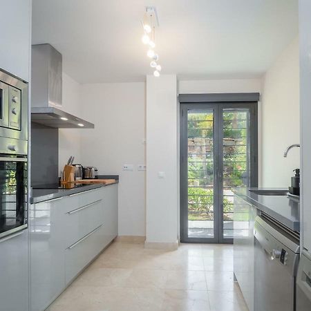 Amazing Two Bedroom Apartment In Los Flamingos, Marbella Estepona Exteriér fotografie